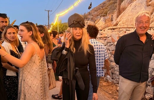 Σελίδες από την κοσμική ζωή της Ύδρας ― ανταπόκριση