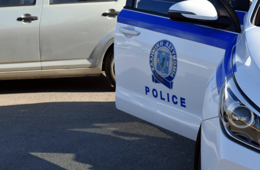 Βύρωνας: Νέα επίθεση από τη 40χρονη ηθοποιό - Με χτύπαγε στο κεφάλι, λέει η οδοντίατρός της