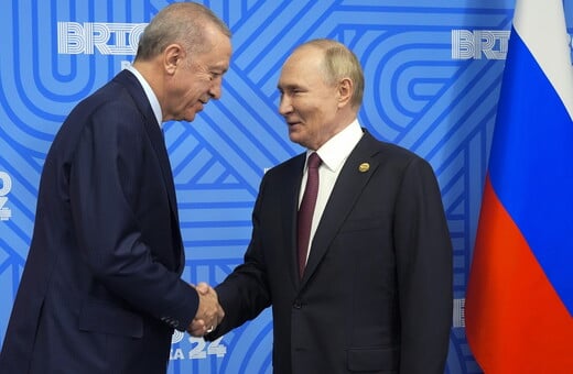 Η Τουρκία εξακολουθεί να επιθυμεί να ενταχθεί στις χώρες BRICS, ενώ προσποιείται ότι είναι σύμμαχος του ΝΑΤΟ