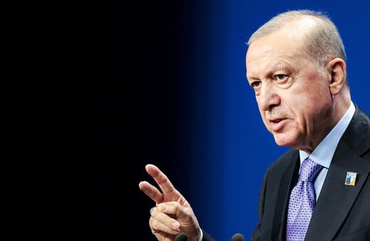 O Ερντογάν πανηγυρίζει μετά τον αφοπλισμό του PKK: «Η Τουρκία κέρδισε»
