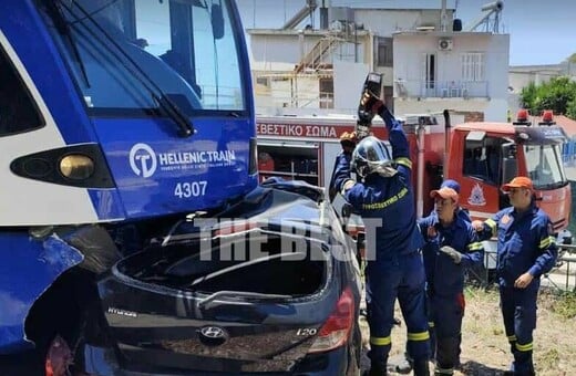 Σύγκρουση συρμού του Προαστιακού με Ι.Χ. στην Πάτρα – Απεγκλωβίστηκε τραυματισμένος ο οδηγός