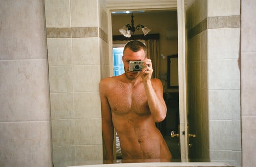 Spyros Rennt: «Το nightlife είναι καταφύγιο για τους queer ανθρώπους»