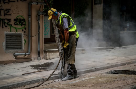 Καύσωνας: Απαγόρευση delivery και εξωτερικών εργασιών το Σάββατο από 12:00 έως 16:00 στην Αττική