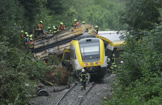 Εκτροχιασμός τρένου με 3 νεκρούς στη Γερμανία: Το πιθανότερο σενάριο που εξετάζουν οι Αρχές