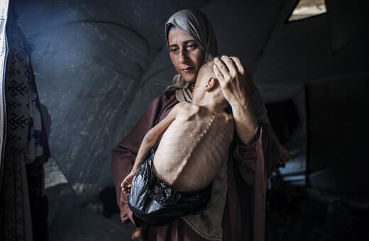«Υπάρχει στα αλήθεια λιμός στη Γάζα» λέει τώρα ο Τραμπ 