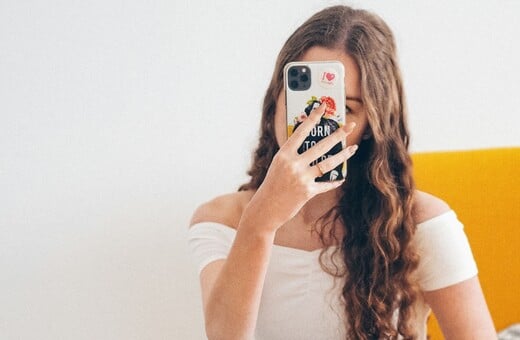INFLUENCER ΜΠΑΜΠΙΝΙΩΤΗΣ