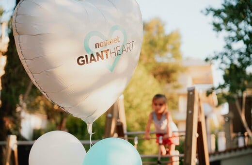 Το Giant Heart της Novibet δίνει ζωή σε μια νέα παιδική χαρά του Δήμου Κηφισιάς 