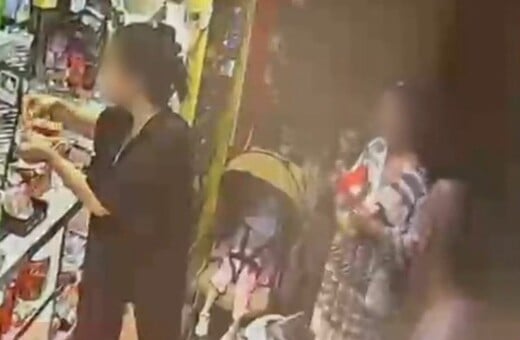Παλαιό Φάληρο: Εντοπίστηκε η γυναίκα που μετέφερε με καρότσι την 4χρονη 