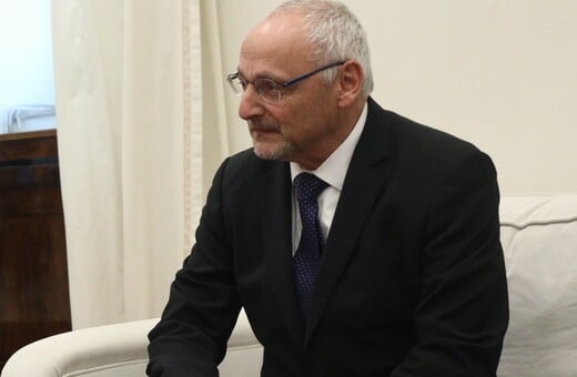 Σφοδρή αντίδραση της αντιπολίτευσης στις δηλώσεις του Ισραηλινού πρέσβη: «Ξεπέρασε κάθε όριο»