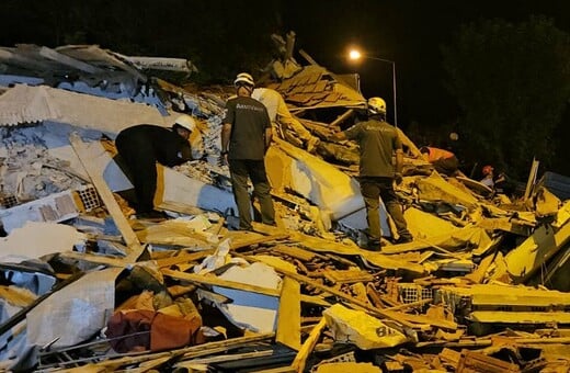 Τουρκία: Συνελήφθησαν ιδιοκτήτης και εργολάβος κτιρίου που κατέρρευσε στον σεισμό, αφήνοντας έναν νεκρό