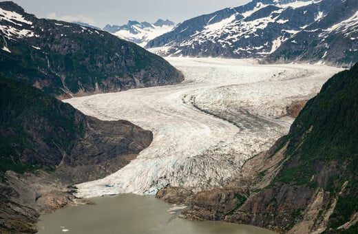 Κίνδυνος πλημμύρας του Juneau: Λεκάνη παγετώνα ξεχύνεται προς την πόλη