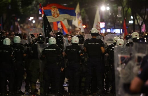 Σερβία: Επεισόδια στο Νόβι Σαντ - «Τελειώσατε», φώναζαν διαδηλωτές κατά του Βούτσιτς