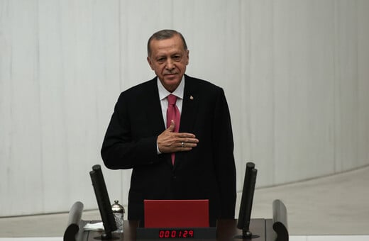 Σκάνδαλο με πλαστά έγγραφα στην Τουρκία κλονίζει την εμπιστοσύνη – Διπλώματα, επίθεση στην αντιπολίτευση και κοινωνική αναταραχή
