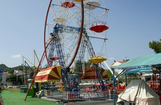 Ατύχημα σε λούνα παρκ στη Ρόδο: «Ήμασταν πιο πολλά άτομα από ό,τι συνήθως»