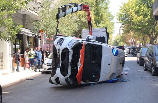 Ανατροπή ασθενοφόρου στο Γουδή - Νεκρός ο ασθενής