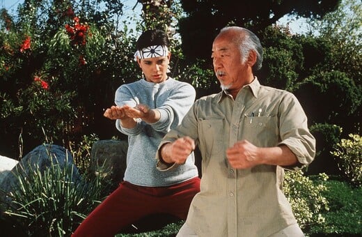 The Karate Kid: Πώς η «ταινιούλα που δεν θα έβλεπε κανείς» εξελίχθηκε σε παγκόσμιο φαινόμενο 
