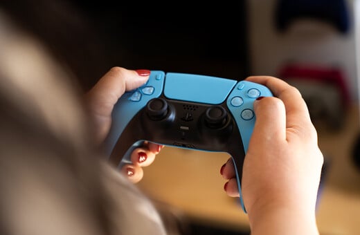 PlayStation 5: Οι δασμοί Τραμπ ανεβάζουν κατά 50 δολάρια την τιμή στις ΗΠΑ