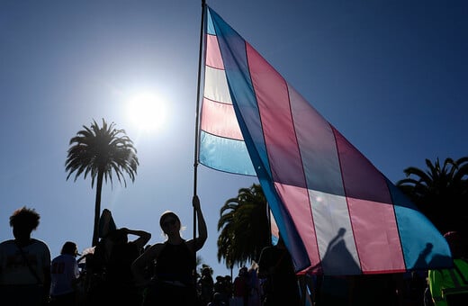 Πάνω από 2,8 εκατ. άτομα δηλώνουν τρανς στις ΗΠΑ – Νέα ανάλυση αποκαλύπτει αύξηση στους νέους