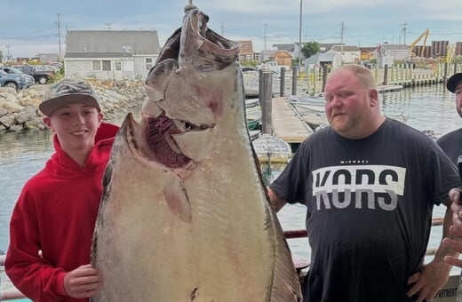 ΗΠΑ: 13χρονος έπιασε ψάρι μεγαλύτερο από τον ίδιο