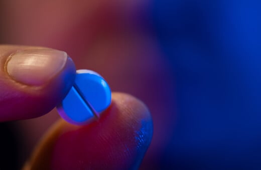 Το LSD μειώνει το άγχος; Τι αποκαλύπτει νέα επιστημονική έρευνα