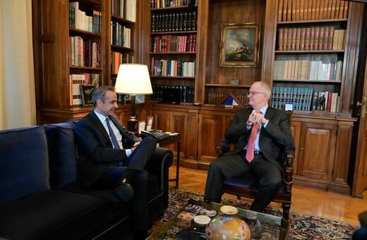 Μητσοτάκης σε Τασούλα: Μειώνουμε τους φόρους και αυξάνουμε τους μισθούς 