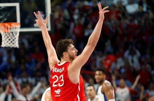 Eurobasket 2025: Αντιδράσεις για τις αναρτήσεις Σεγκούν με Κεμάλ και θαλασσινό αέρα μετά τη νίκη επί της Ελλάδας