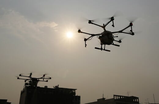 Πώς τα drones με τεχνητή νοημοσύνη αλλάζουν τους «κανόνες» του πολέμου