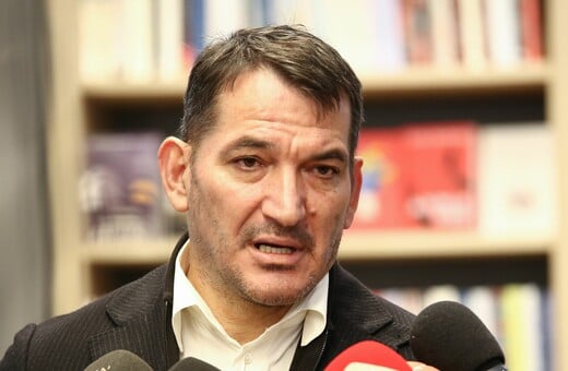 Ο Πύρρος Δήμας μετά τα σχόλια για την πώληση της Ολυμπιακής δάδας: «Εφάρμοσα στην πράξη το ολυμπιακό ιδεώδες»
