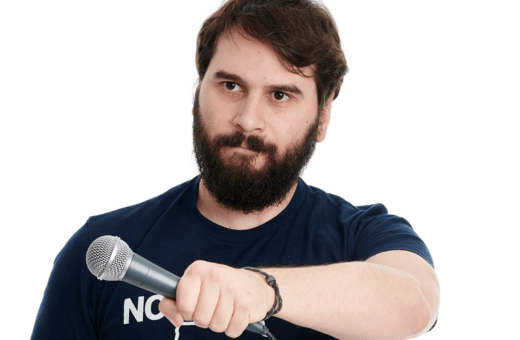 Στο πλευρό του Πάρι Ρούπου οι Έλληνες κωμικοί - Οι αναρτήσεις τους