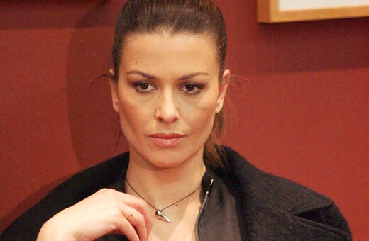 Τζίνα Αλιμόνου: Συνελήφθη για ενδοοικογενειακή βία ο πρώην σύντροφος της 