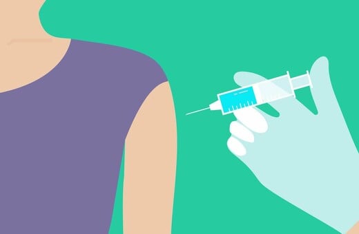 Αντιγριπικό και εμβόλιο Covid: Ποια παιδιά πρέπει να εμβολιαστούν φέτος