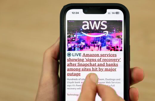 Παγκόσμια αναστάτωση στο διαδίκτυο: Τι προκάλεσε το μεγάλο «μπλακ άουτ» της Amazon Web Services