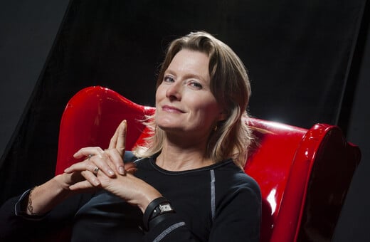 «Σπίτι από ζάχαρη»: Το δίκτυο των ανθρώπινων σχέσεων στο μυθιστόρημα της Τζένιφερ Ίγκαν