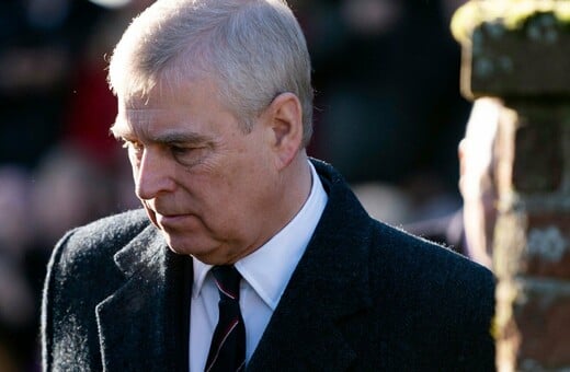 Πρίγκιπας Άντριου: Το οικόσημο του αφαιρέθηκε από το κάστρο του Ουίνδσορ - Μία κίνηση με ισχυρό συμβολισμό