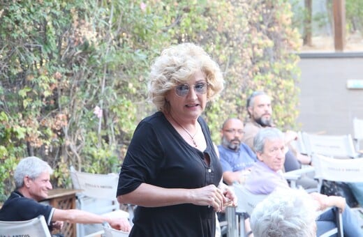 Υρώ Μανέ: Μετά την απώλεια της Καίτης Κωνσταντίνου δυσκολεύομαι να δω τα “Εγκλήματα”
