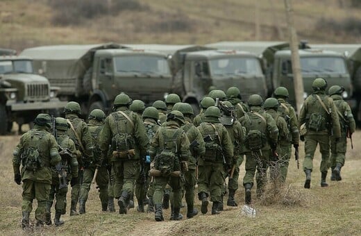 Τζέιμς Σταυρίδης: Μια ειρηνευτική συμφωνία για την Ουκρανία πρέπει να περιλαμβάνει τρεις εγγυήσεις