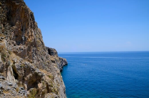 Κορινθιακός Κόλπος: Εντοπίστηκε υπόγειο σύστημα γλυκού νερού 800.000 ετών