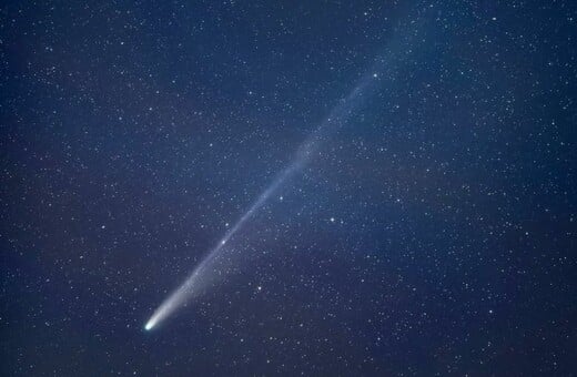 Φωτογράφος του National Geographic απαθανάτισε τον κομήτη Lemmon