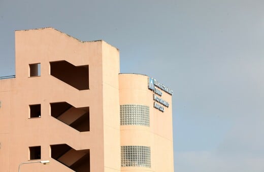 Λάρισα: Παραμένει στη ΜΕΘ το 18 μηνών αγόρι που υπέστη σοβαρά εγκαύματα από καυτό λάδι