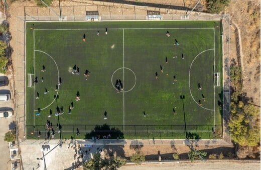 Νέο γήπεδο ποδοσφαίρου στην Τρυπητή Μήλου με τη στήριξη των Invel Real Estate και PRODEA Investments
