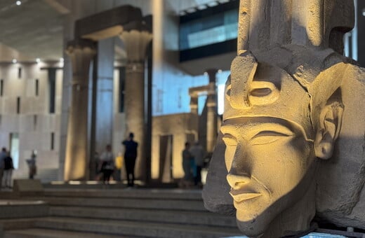 Αίγυπτος: Εγκαινιάζεται το νέο Μεγάλο Αιγυπτιακό Μουσείο δίπλα στις Πυραμίδες της Γκίζας