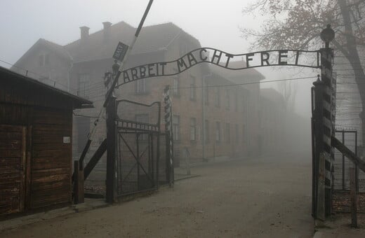 Γερμανία: Ιστορική ενίσχυση 1 δισ. δολαρίων για τους τελευταίους επιζώντες του Ολοκαυτώματος