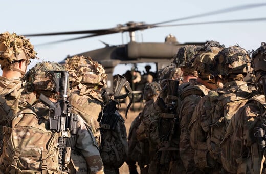  Νέα στρατηγική Τραμπ αλλάζει το ΝΑΤΟ: Οι ΗΠΑ αποσύρουν στρατεύματα από τη Ρουμανία