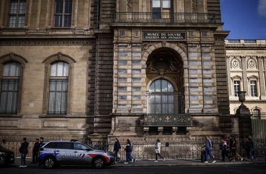 Ληστεία στο Λούβρο: Συνελήφθη και τρίτο άτομο