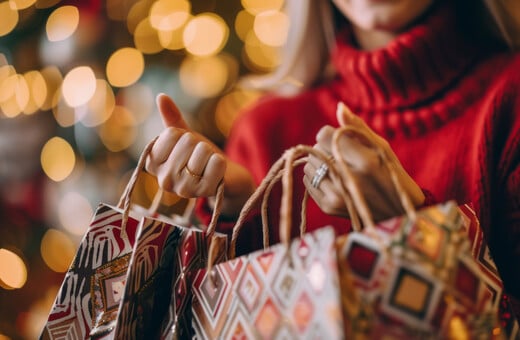 Γίνε κι εσύ Santa Bonus: 50% επιπλέον Πόντοι με αγορές στους συνεργάτες του Προγράμματος της Alpha Bank