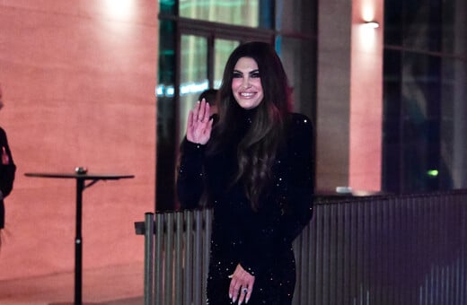 Πρώτη δημόσια εμφάνιση της Κίμπερλι Γκίλφοϊλ στην Αθήνα – Η δεξίωση στο Grand Hyatt