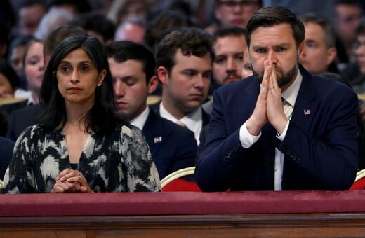 Αντιδράσεις στις ΗΠΑ μετά τη δήλωση Βανς ότι ελπίζει η σύζυγός του να γίνει χριστιανή