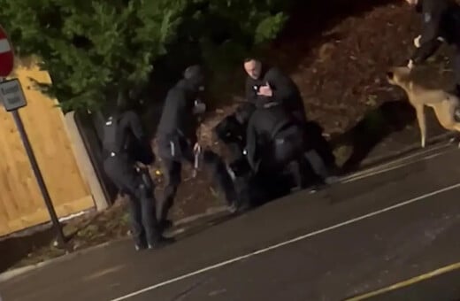 «Σκοτώστε με»: Η στιγμή που αστυνομικοί ακινητοποιούν με taser ύποπτο για την επίθεση με μαχαίρι στη Βρετανία