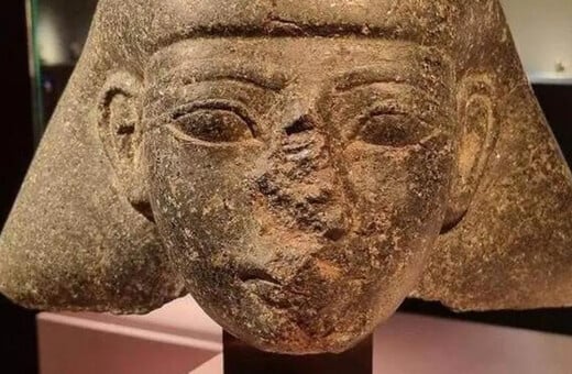 Η Ολλανδία επιστρέφει στην Αίγυπτο κλεμμένο γλυπτό 3.500 ετών