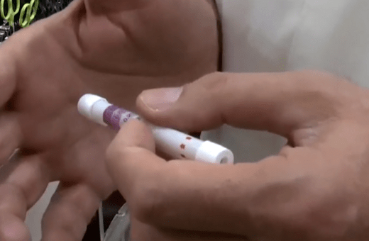 Αλκοόλ: Διαθέσιμα στα φαρμακεία τα self tests για τους οδηγούς 